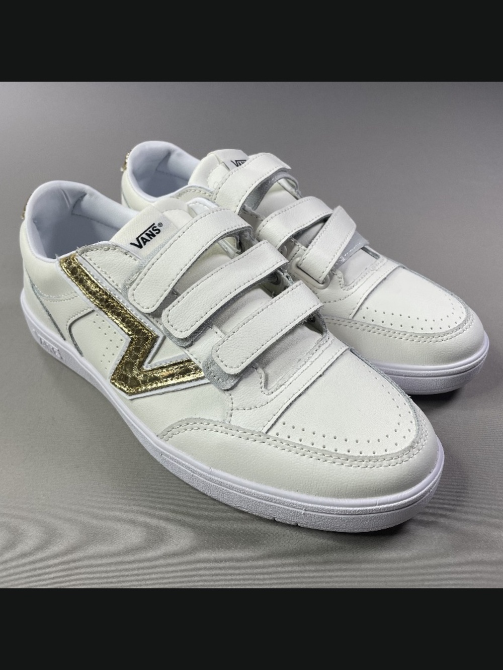 NEW Vans Shoes Womens 10 white gold leather lowland velcro skate streetwear
